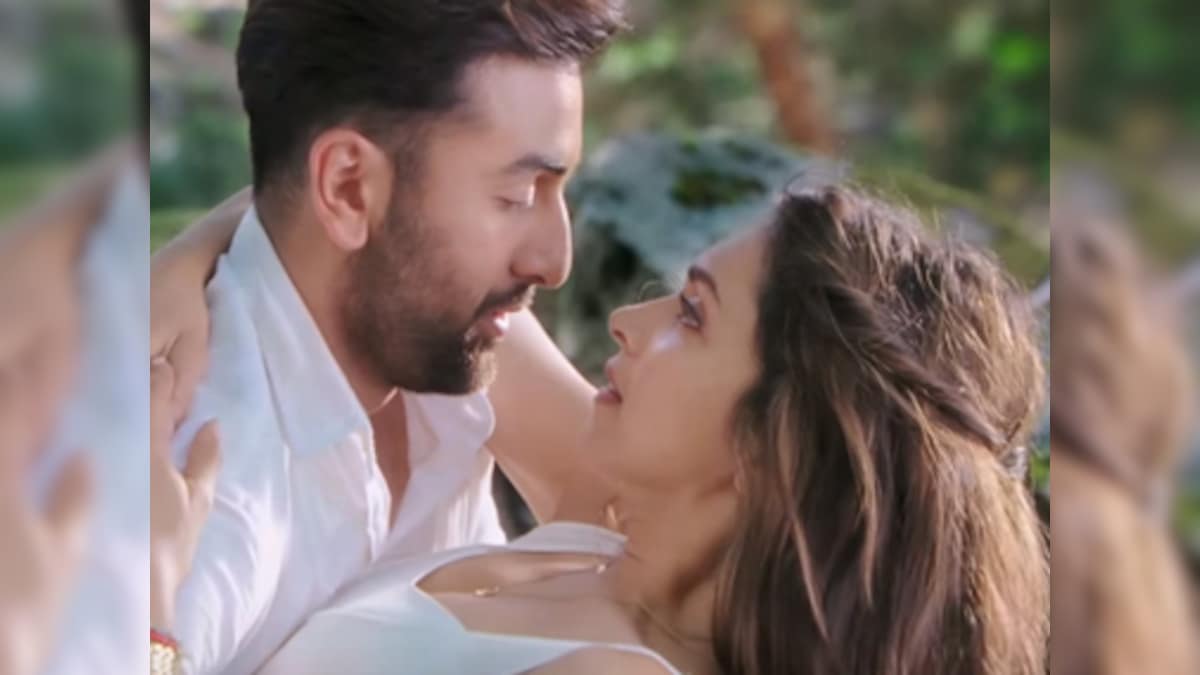 Ten reasons to be excited about the Deepika Padukone, Ranbir Kapoor-starrer 'Tamasha'