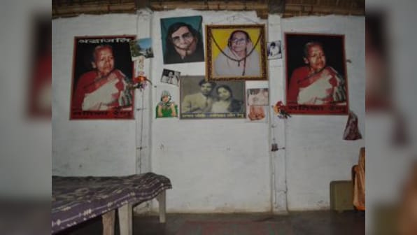 Bihar Elections: For votes, netas remember influential writer 'Renu', target his caste members