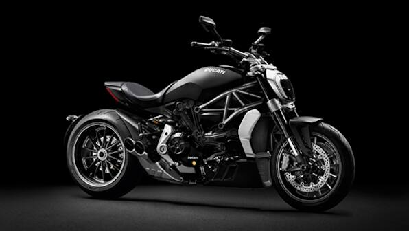 EICMA 2015: Ducati unveils the XDiavel and XDiavel S