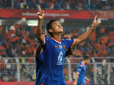 Kerala Blasters sign 22-year old forward Thongkhosiem Haokip for ISL season three Kerala Blasters sign 22-year old forward Thongkhosiem Haokip for ISL season three