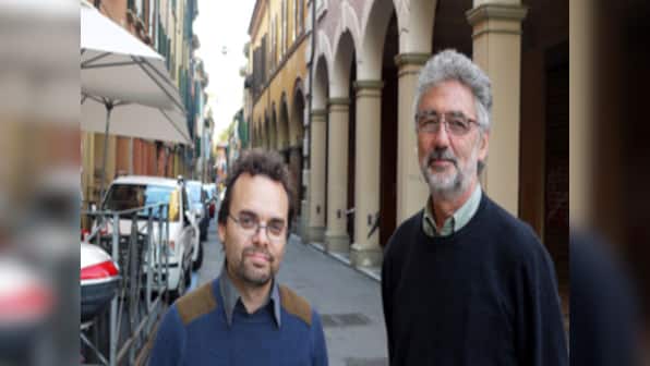 Facebook group in Italy evolves into real-life community of neighbours