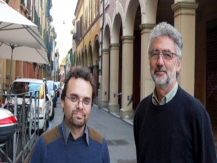 Facebook group in Italy evolves into real-life community of neighbours