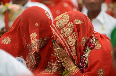 Over 25,000 weddings cause traffic chaos in Delhi Over 25,000 weddings cause traffic chaos in Delhi