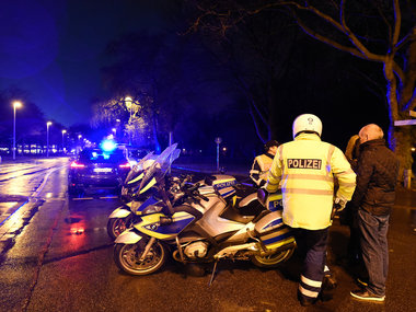 Football match in Hanover cancelled after bomb scare; German minister says no explosives found Football match in Hanover cancelled after bomb scare; German minister says no explosives found
