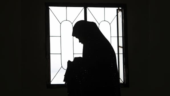 UP man allegedly bludgeons wife to death for not bearing children