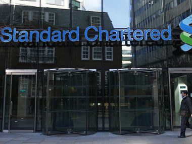 In major restructuring, StanChart to axe 15,000 jobs and raise $5.1 bn In major restructuring, StanChart to axe 15,000 jobs and raise $5.1 bn