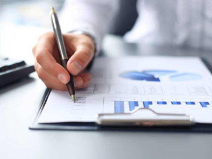 What are the charges involved in investing in a mutual fund?