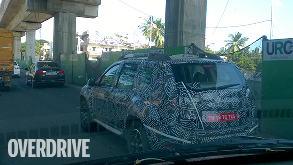 Spied: 2016 Renault Duster spotted testing Spied: 2016 Renault Duster spotted testing