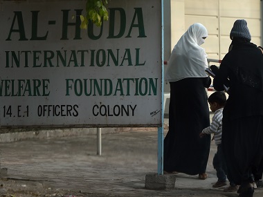 San Bernardino shooter Tashfeen Malik attended high-profile madrassa in Pakistan, reveals teacher San Bernardino shooter Tashfeen Malik attended high-profile madrassa in Pakistan, reveals teacher