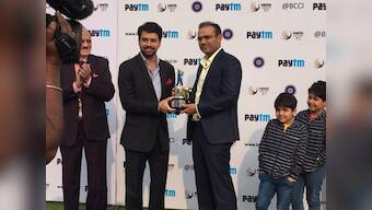 Viru thanks fans for ‘making him Sehwag’ at felicitation ceremony before Kotla Test