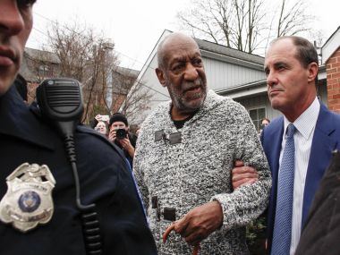 US court charges Bill Cosby with sexual assault in 2004 case US court charges Bill Cosby with sexual assault in 2004 case