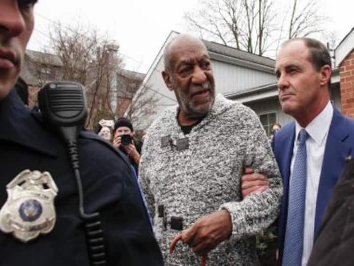 US court charges Bill Cosby with sexual assault in 2004 case