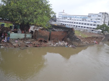 Chennai floods: Aerial sorties for rescue ops called off as city limps back to normalcy Chennai floods: Aerial sorties for rescue ops called off as city limps back to normalcy