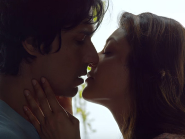 Watch: Do Lafzon Ki Kahani looks like a small film with a big heart Watch: Do Lafzon Ki Kahani looks like a small film with a big heart