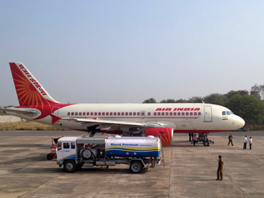 Aviation Turbine Fuel price cut by 5.8% to a four-month low as crude oil rates soften; subsidised LPG by Rs 3 Aviation Turbine Fuel price cut by 5.8% to a four-month low as crude oil rates soften; subsidised LPG by Rs 3