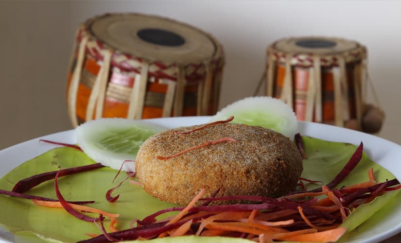 Machher Chop at Bhojohori Manna. Image courtesy: Cryselle DSouza