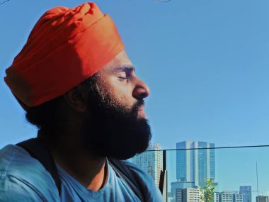 Punched because I wear a turban: Sikh man called ‘terrorist’, denied entry to Poland club Punched because I wear a turban: Sikh man called ‘terrorist’, denied entry to Poland club