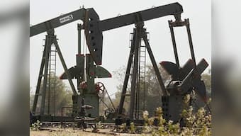 Shale vs crude: Why oil prices are on a free fall even as Opec members suffer