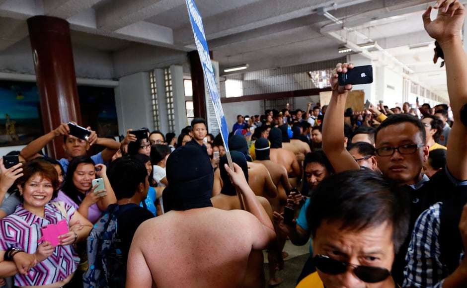 Star in nude in Quezon City