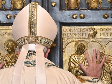 'Put mercy before judgement': Pope Francis opens 'Holy Door', launches Catholic Jubilee 'Put mercy before judgement': Pope Francis opens 'Holy Door', launches Catholic Jubilee