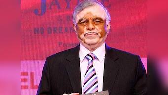 Kerala Governor P Sathasivam misses flight after pilot refuses to wait for him