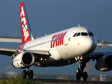 Brazil's TAM Airlines Madrid-Sao Paulo flight diverted after bomb threat