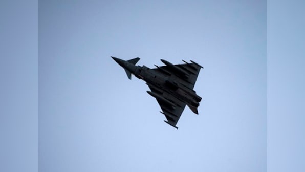 American jet downs Syrian warplane after alleged attack on SDF, Moscow calls it 'act of aggression'