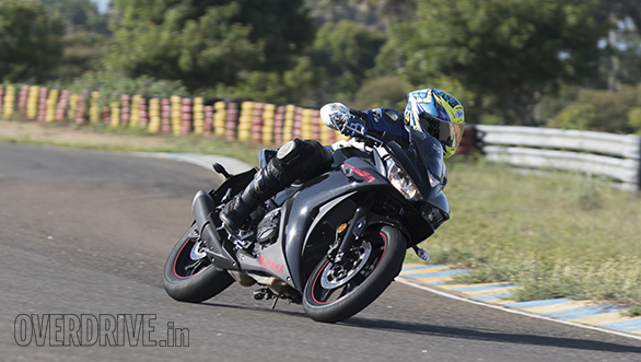 CNBC-TV18 OVERDRIVE Awards 2016: Yamaha YZF-R3 is Motorcycle of the Year CNBC-TV18 OVERDRIVE Awards 2016: Yamaha YZF-R3 is Motorcycle of the Year