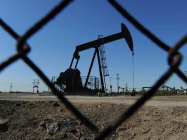 Oil prices jump more than 6% after biggest one-day fall since 1991; sparks hope price war by Saudi Arabia, Russia will not be sustained