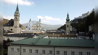 US toddler takes midnight tour of Salzburg in stocking feet