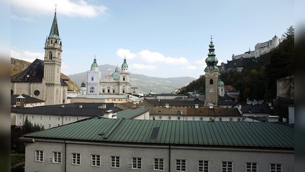 US toddler takes midnight tour of Salzburg in stocking feet