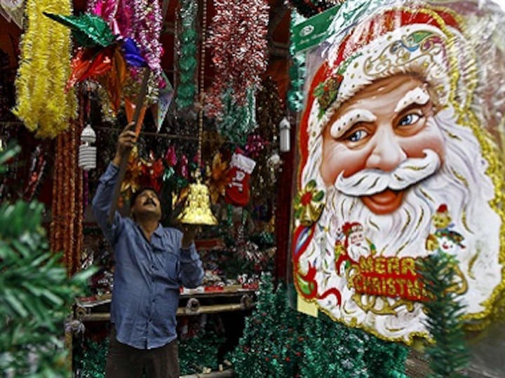 Small pleasures of 'burra din': Christmas has changed but Kolkata stays the same