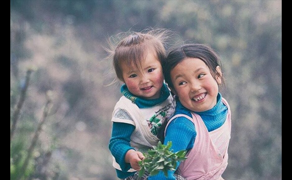 Drawn by the sheer beauty and the innocent smiles of the children, Praveen Chetri, a 27-year-old freelance photographer, shot this image on his way to Lava, a small tourist destination in Kalimpong. Drawn by the sheer beauty and the innocent smiles of the children, Praveen Chetri, a 27-year-old freelance photographer, shot this image on his way to Lava, a small tourist destination in Kalimpong.