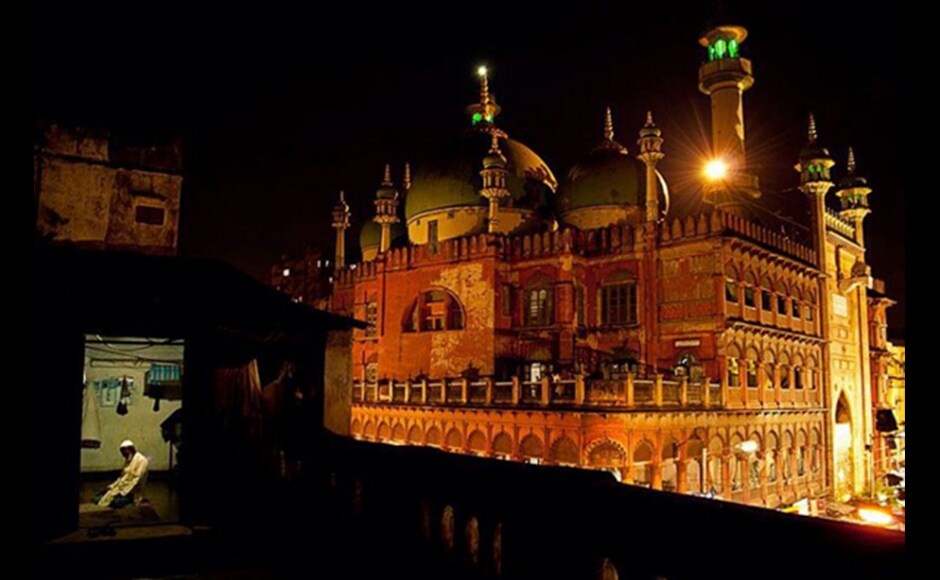 From the roof of a madrassa, Soumya Shankar Ghosal, a 36-year-old management consultant, took this photo of the Nakhoda Mosque at Chitpur, Rabindra Sarani in Kolkata, on the eve of Eid. Away from the festive mood, an old gentleman offers his namaz. From the roof of a madrassa, Soumya Shankar Ghosal, a 36-year-old management consultant, took this photo of the Nakhoda Mosque at Chitpur, Rabindra Sarani in Kolkata, on the eve of Eid. Away from the festive mood, an old gentleman offers his namaz.