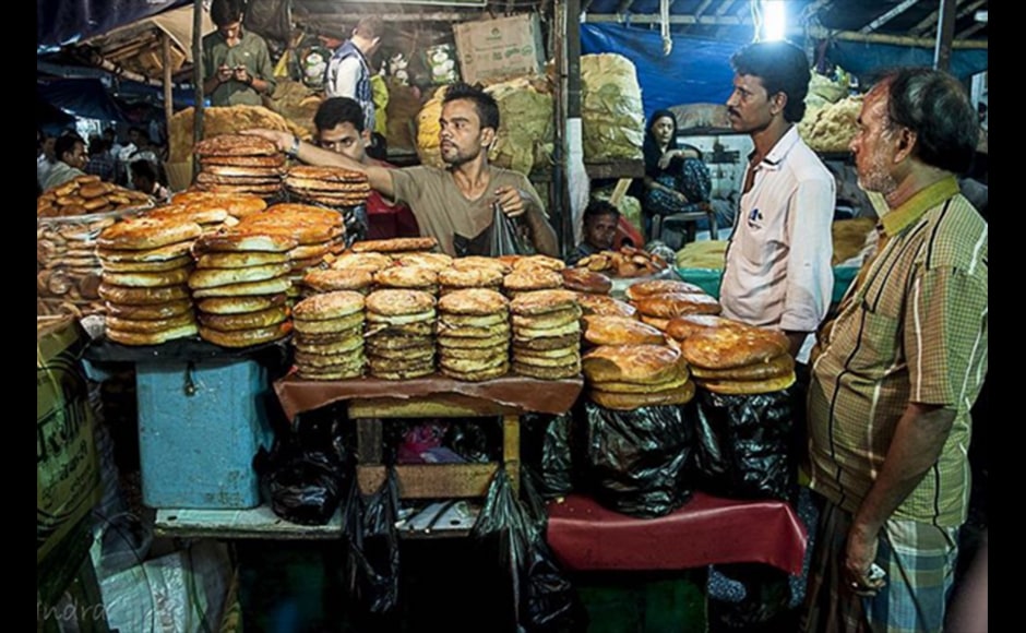 Indrajit Lahiri, 38, an IT business consultant, shot this photograph of a shopkeeper selling Sheermal and Bakarkhani bread while on a foodwalk during Ramzan in 2015 in the Chitpur area, near Nakhoda Masjid in Kolkata. Indrajit Lahiri, 38, an IT business consultant, shot this photograph of a shopkeeper selling Sheermal and Bakarkhani bread while on a foodwalk during Ramzan in 2015 in the Chitpur area, near Nakhoda Masjid in Kolkata.