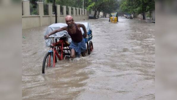 Tamil Nadu CM pegs death toll from monsoon at 470, begins distribution of relief funds