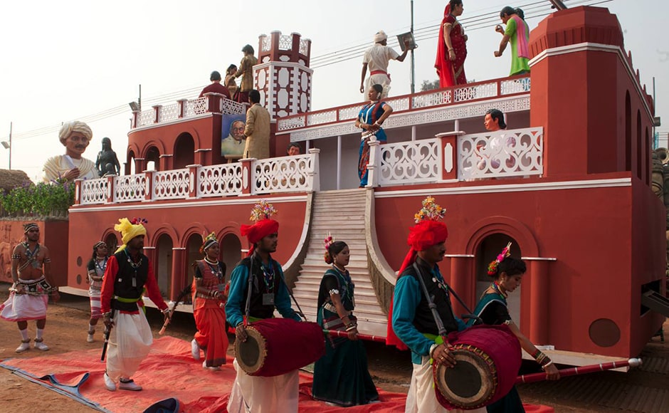 Forts, music, dance - all of them find a place on Chhattisgarh's float. Firstpost/Naresh Sharma Forts, music, dance - all of them find a place on Chhattisgarh's float. Firstpost/Naresh Sharma