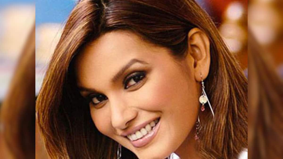 The biological clock wont tick ExMiss World Diana Hayden delivers