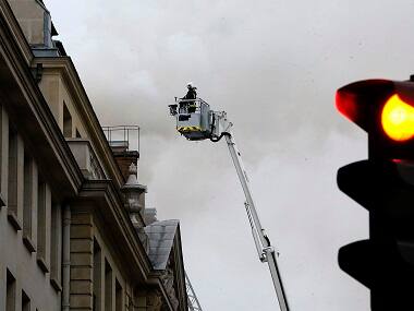 Top floor of Paris' landmark Ritz hotel catches fire