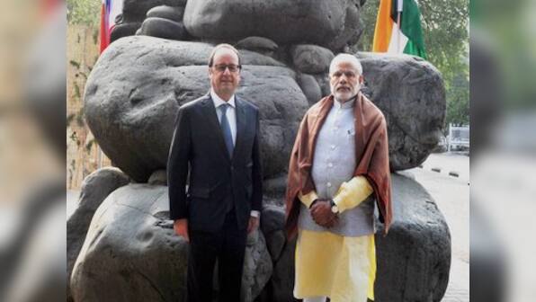 Le temps de la patience: Wait for Rafale deal, says French media as Hollande begins his India trip