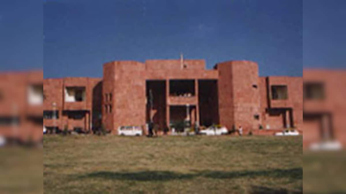 J&K respects its flag as much as it does the tricolour, both pennants ...