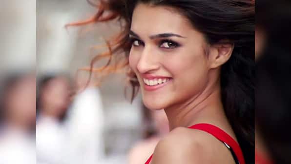 Kriti Sanon replaces Huma Qureshi as brand ambassador of Sohail Khan's cricket team