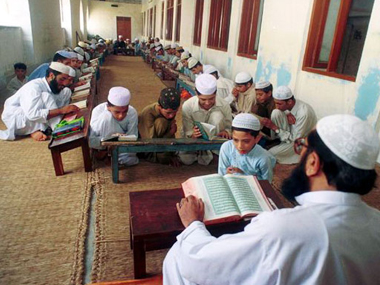 'Nai Manzil' is a great programme for minority welfare, but its downfall lies in its low-profile 'Nai Manzil' is a great programme for minority welfare, but its downfall lies in its low-profile