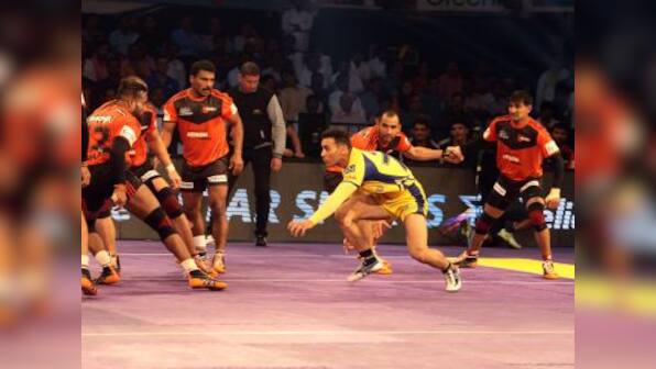 Pro-Kabbadi: Defending champions U Mumba kick-off with close win over Titans; Bengaluru trounce Delhi