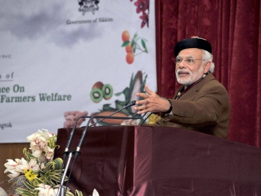 Don't let me become like flower, I have to live in thorns, says PM Narendra Modi in Gangtok Don't let me become like flower, I have to live in thorns, says PM Narendra Modi in Gangtok