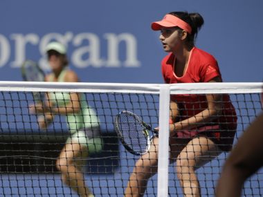 World record still far away but Sania-Martina win 29th match on the trot; enter Sydney final World record still far away but Sania-Martina win 29th match on the trot; enter Sydney final