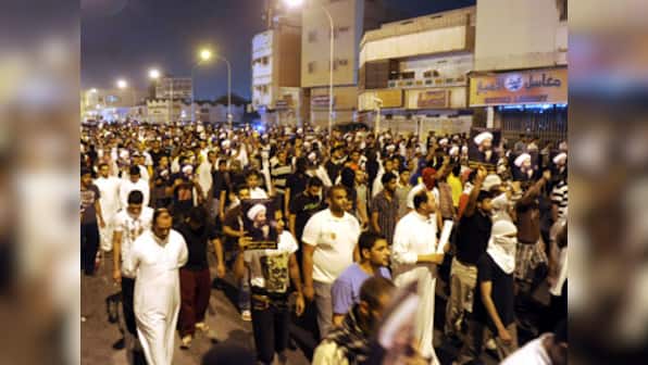 Saudi Arabia severs ties with Iran as row over cleric's death escalates