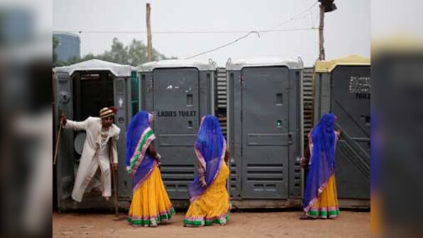 17-year-old girl allegedly sets herself on fire over lack of toilet at home in Telangana