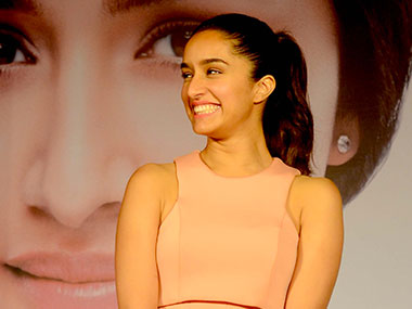 Shraddha Kapoor to don two different avatars in Chhichhore, also starring Sushant Singh Rajput Shraddha Kapoor to don two different avatars in Chhichhore, also starring Sushant Singh Rajput