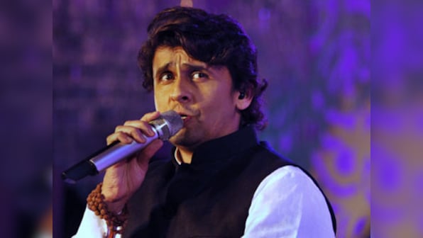 Cockpit concert: Watch Sonu Nigam's surprise performance on passenger flight